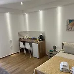 招待所 Casa Enzo 3*