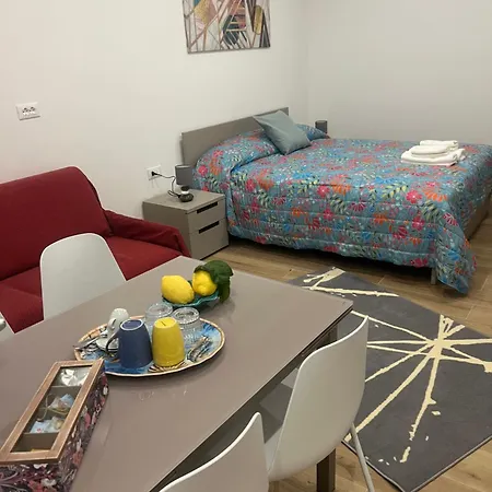 Casa Enzo لا سبيتسْيا