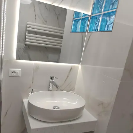 Casa Enzo 3* La Spezia