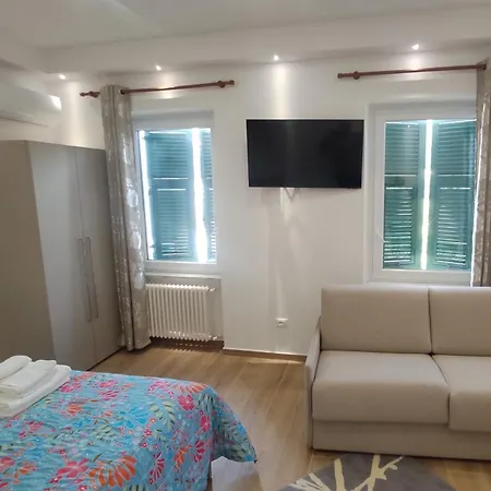 Casa Enzo 斯培西亚