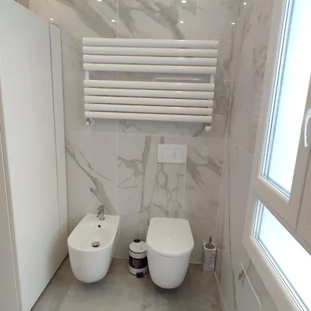 Casa Enzo 3* لا سبيتسْيا