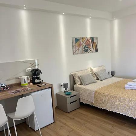 Casa Enzo ゲストハウス 3*