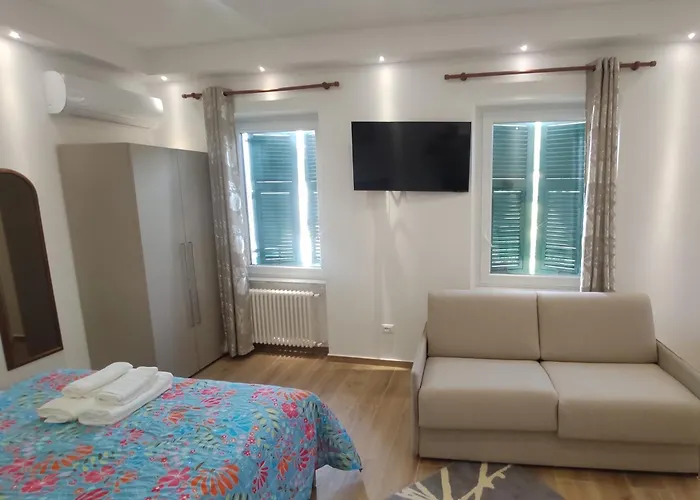 Casa Enzo Ла-Спеція